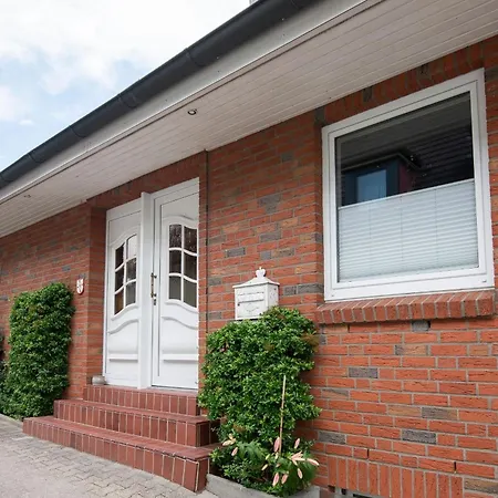 Fahrenkrug Westbrise شقة شاربوتس