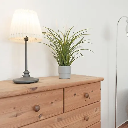 Fahrenkrug Westbrise * شاربوتس