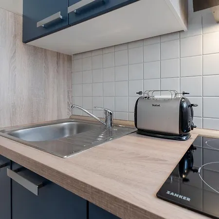 Fahrenkrug Westbrise * شاربوتس